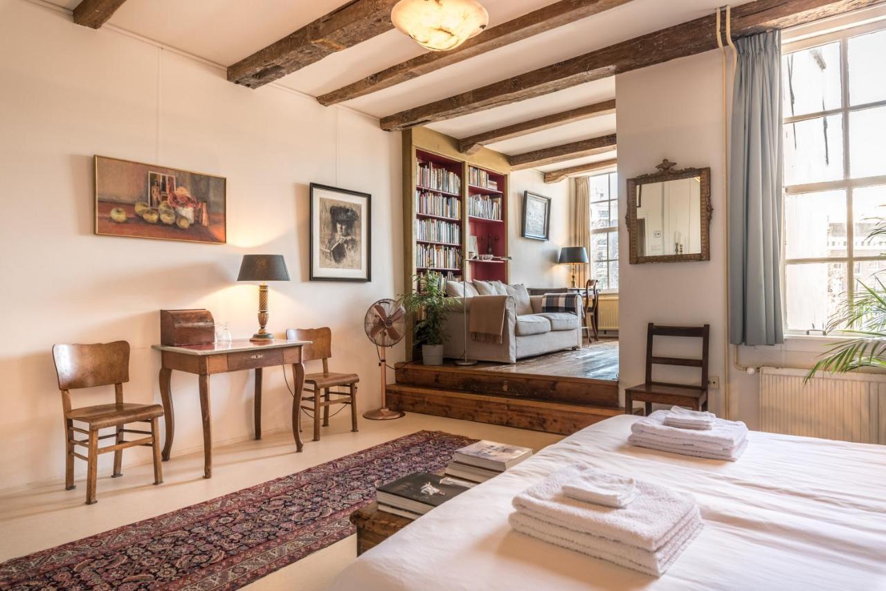 Classy Room 17Th C Canalhouse Amsterdam Luaran gambar